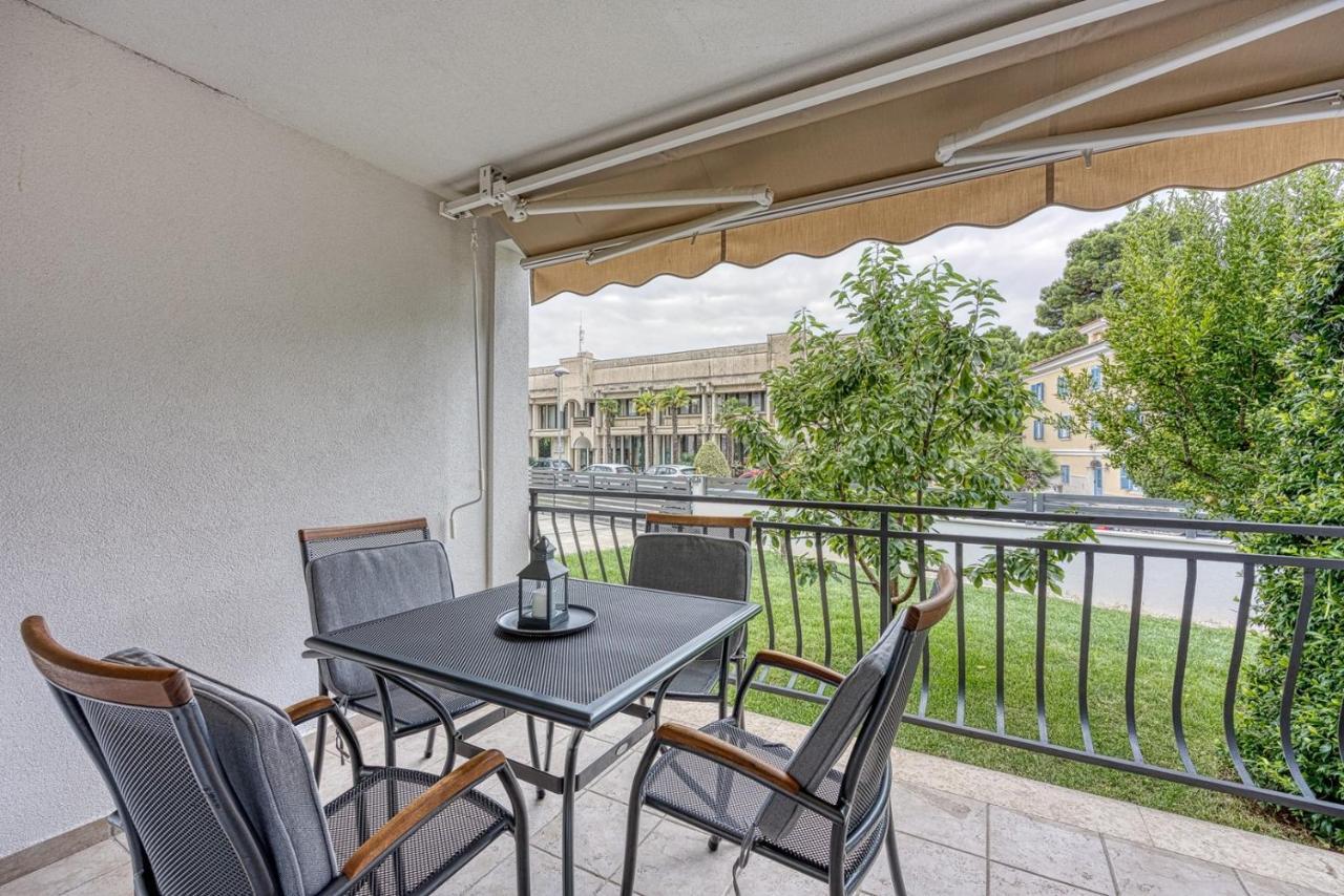 Apartments Claudio Пореч Екстериор снимка